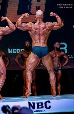 CLASSIC PHYSIQUE НОВИЧКИ